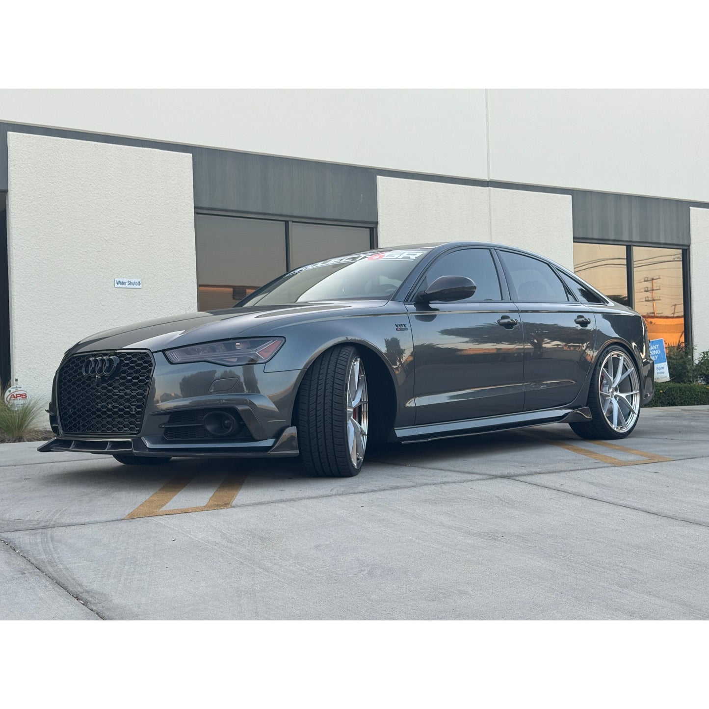 2016-2018 Audi A6/S6/RS6 Carbon Fiber Mirror Caps | C7.5 A6/S6/RS6