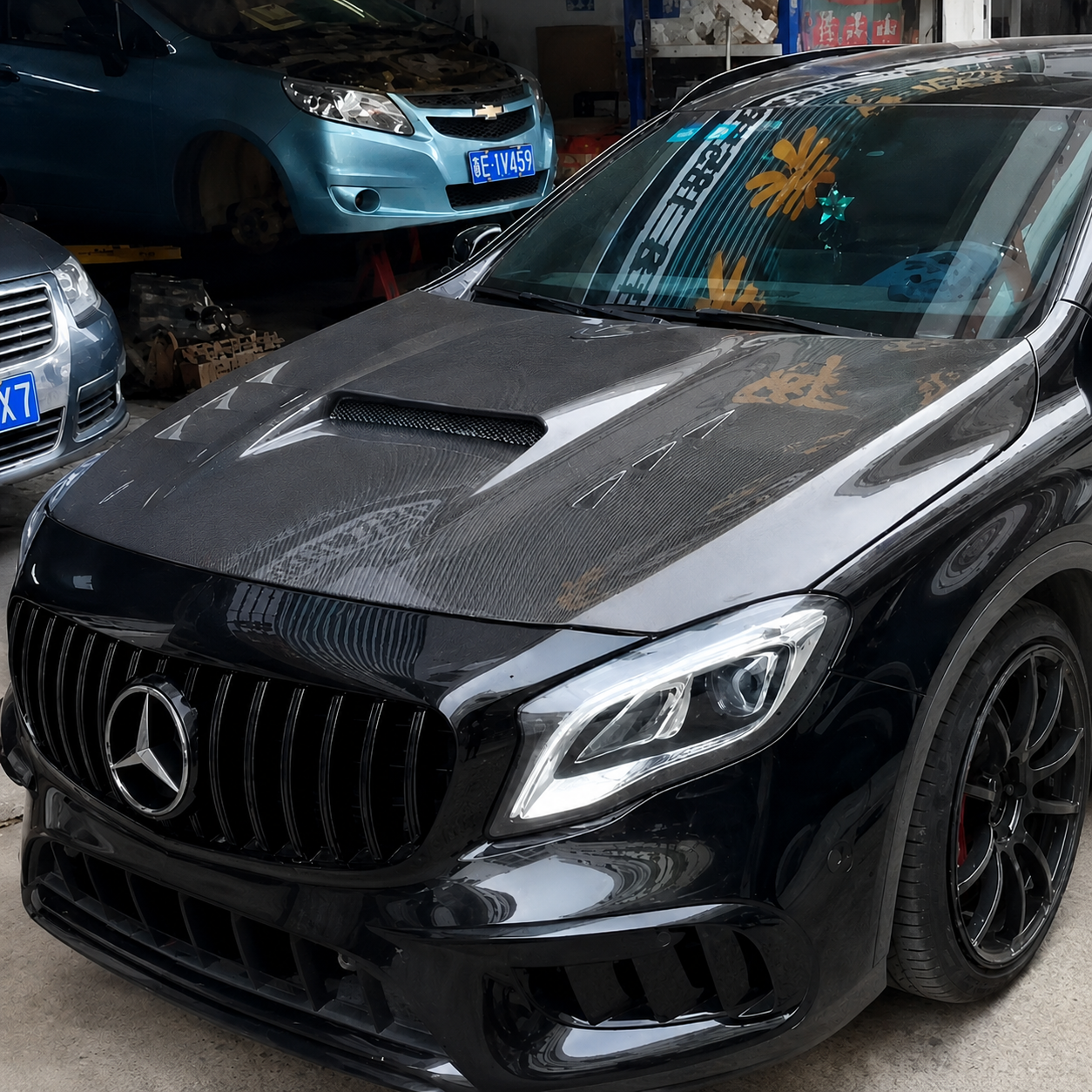 2015-2019 Mercedes GLA-Class/GLA45 AMG J Style Carbon Fiber | X156