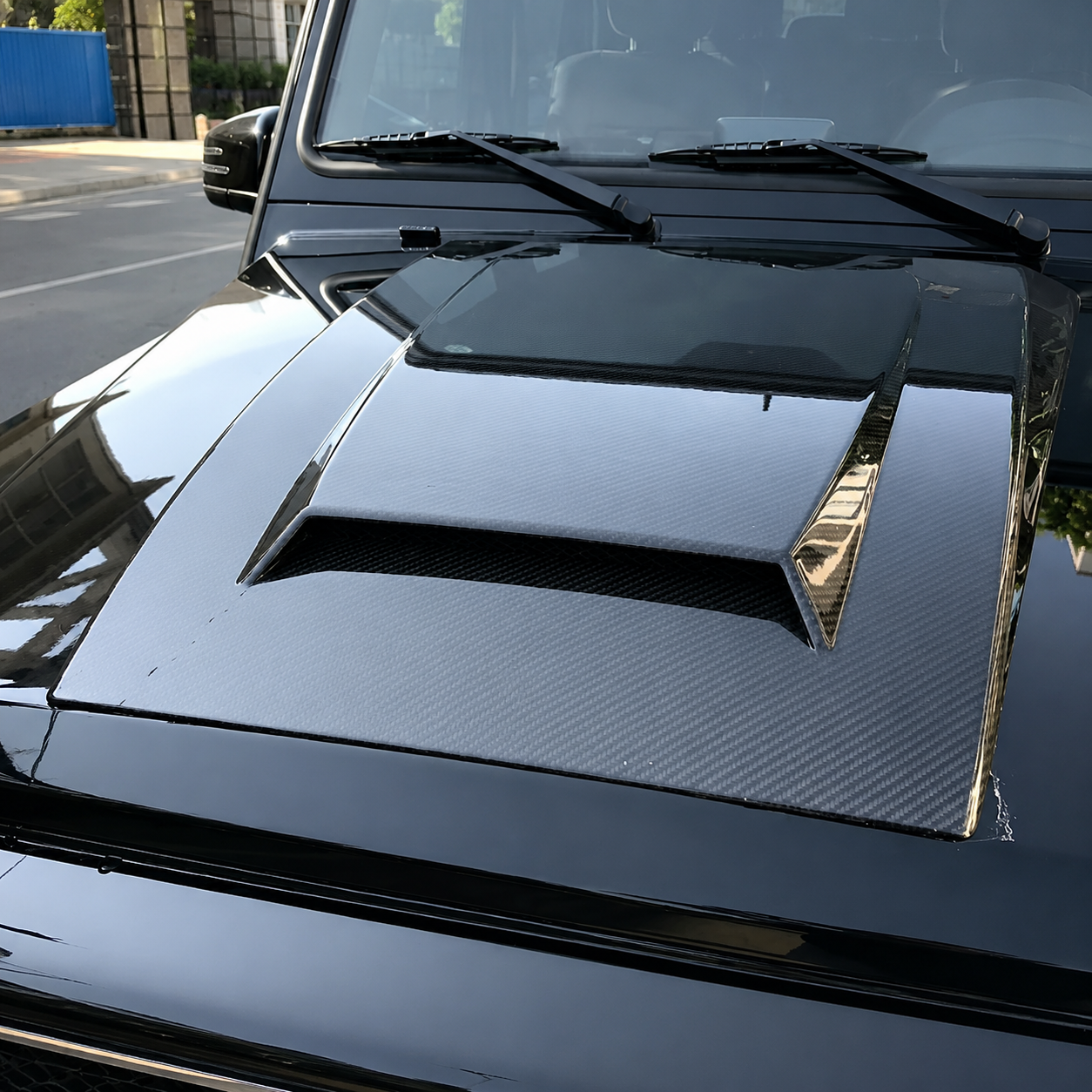 2002-2018 Mercedes G-Class/G55/G63/G65 AMG V1 Style Carbon Fiber Hood Scoop | W463