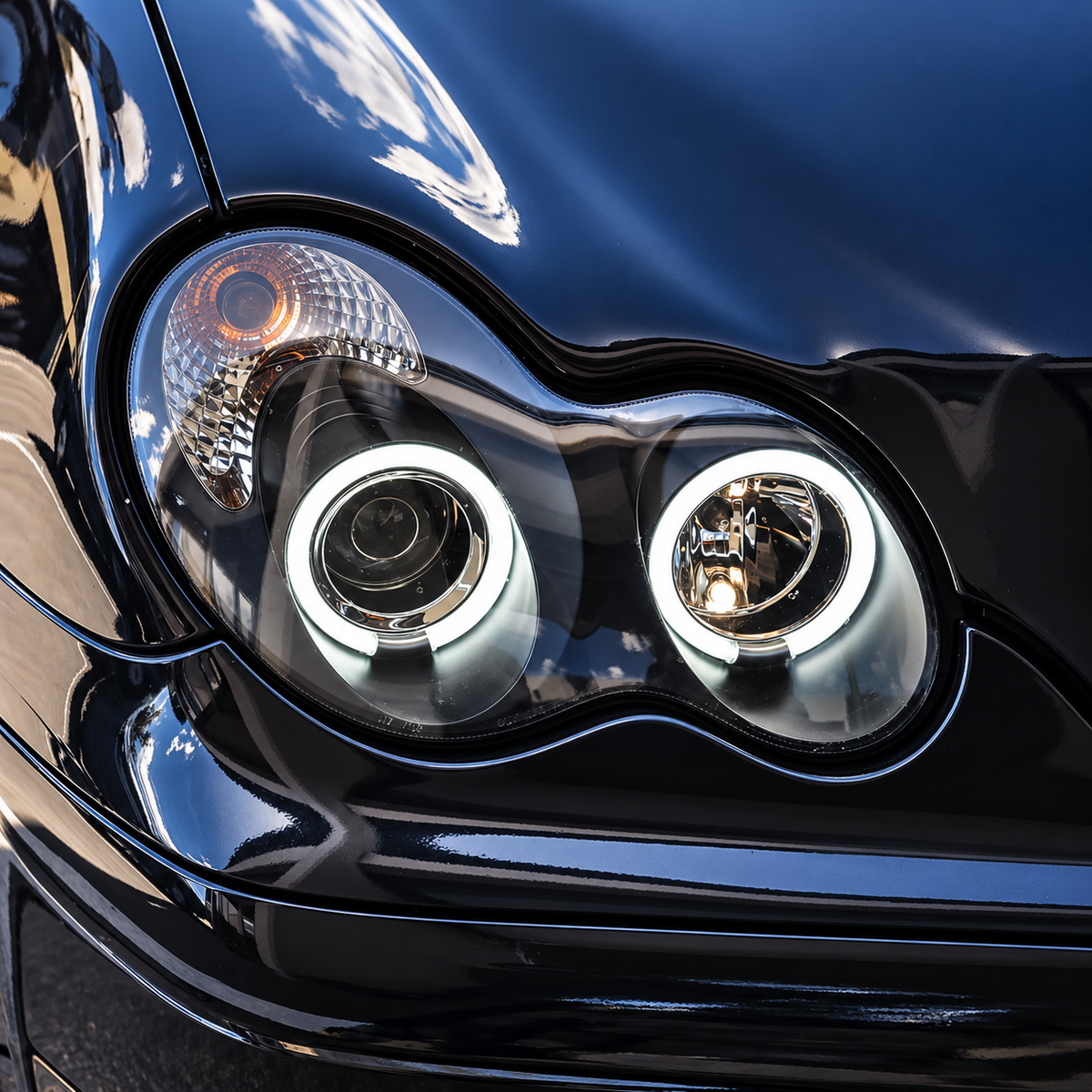 2001-2007 Mercedes-Benz C-Class/C32 AMG LED Headlights | W203