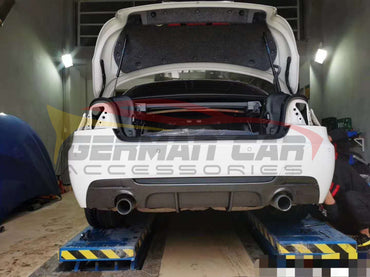 2010-2013 BMW 3-Series Carbon Fiber Rear Diffuser | E92/E93 LCI - Rear Diffusers