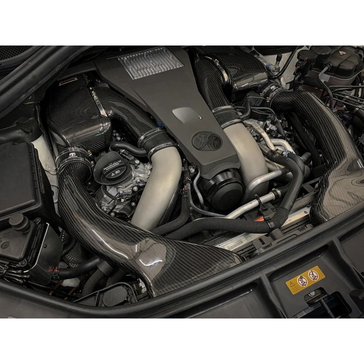  2013-2017 Mercedes-Benz S500/S550/S63 AMG Carbon Fiber High-Flow Cold Air Intake Engine View