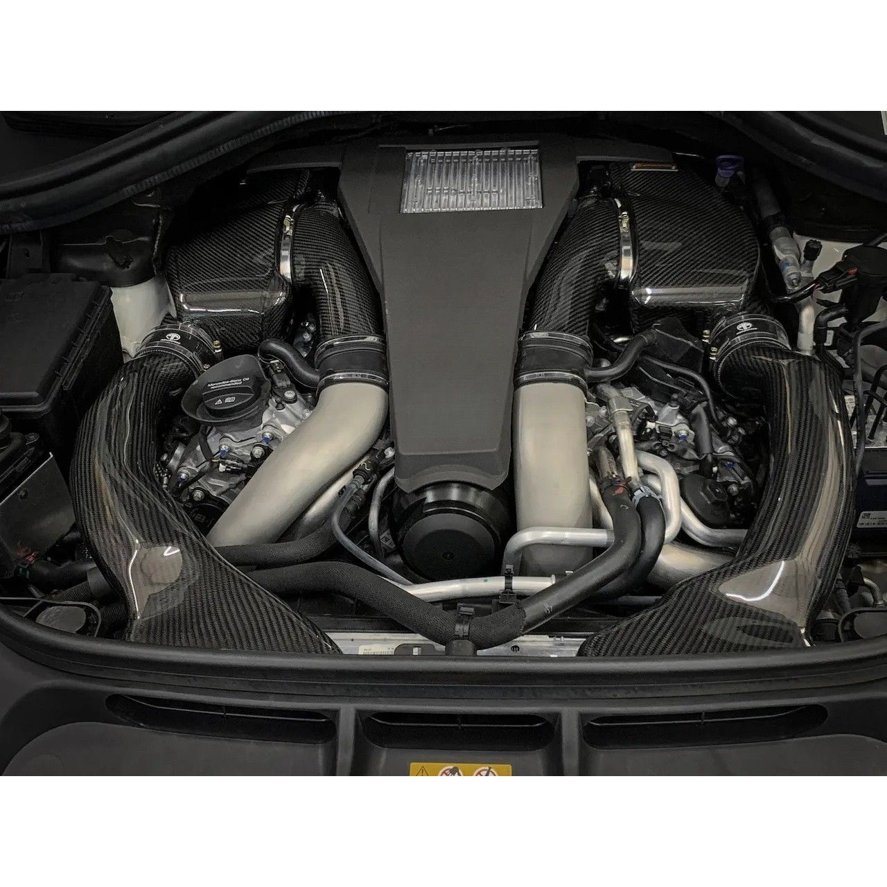  2013-2017 Mercedes-Benz S500/S550/S63 AMG Carbon Fiber High-Flow Cold Air Intake top view
