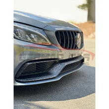 Load image into Gallery viewer, 2015-2018 Mercedes-Benz C63 Amg Gtr Style Front Grille | W205 Grilles
