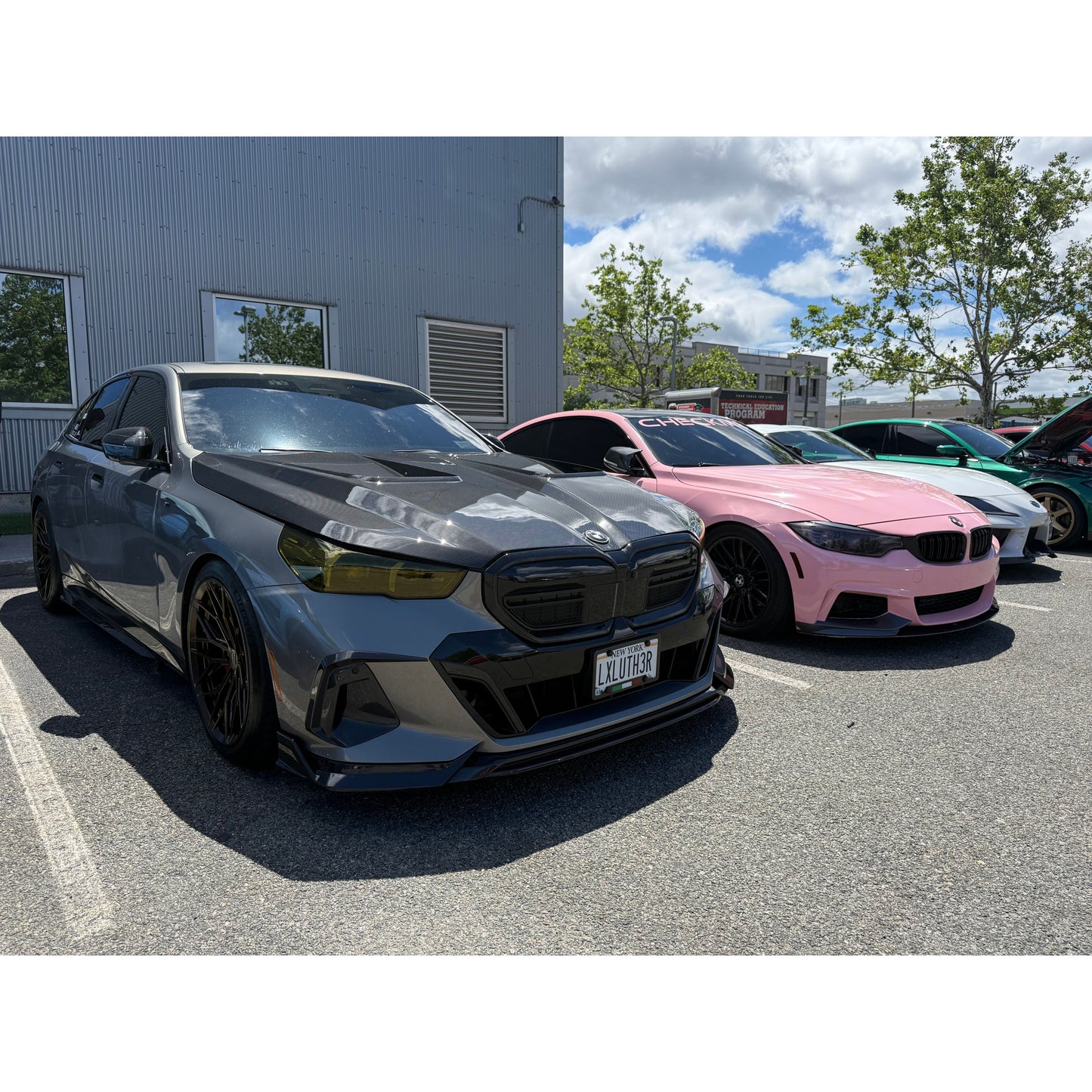 2024+ BMW 5-Series N Style Carbon Fiber Hood | G60/G61